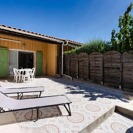 Villa Pour 6 Pers. Avec Parking Et Climatisation - Fr-1-409-284 *